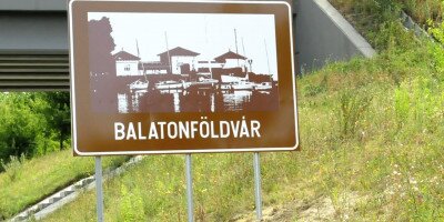 Információs tábla